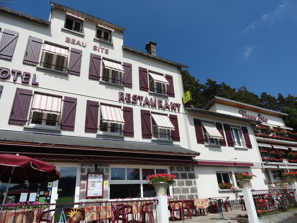 Logis Hotel Le Beau Site Шамбон-сюр-Лак Екстериор снимка